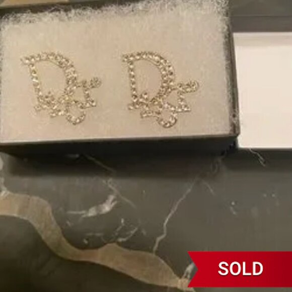 SOLD CD Dior Gold Crystal Stud Earrings - Picture 1 of 6